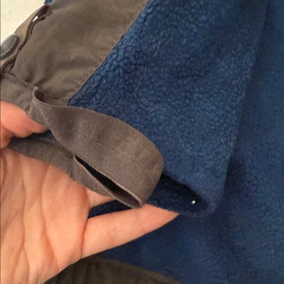 The North Face Blue and Black Fleece Jacket - Picture 5 of 12